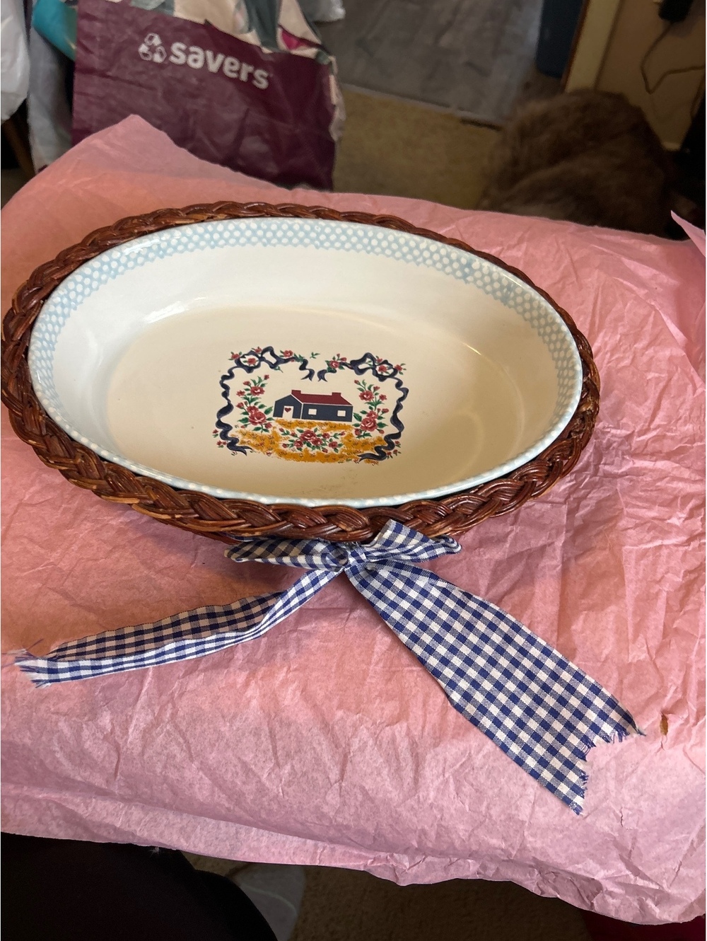 1995 teamson country home casserole dish & basket
